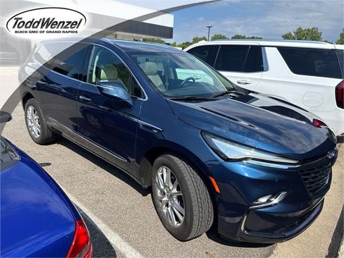Used 2024 Buick Enclave Essence w/ Experience Buick Package AWD/4WD image 1