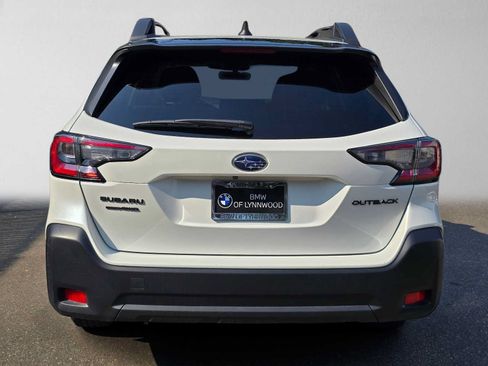 Used 2023 Subaru Outback Onyx Edition AWD/4WD image 4