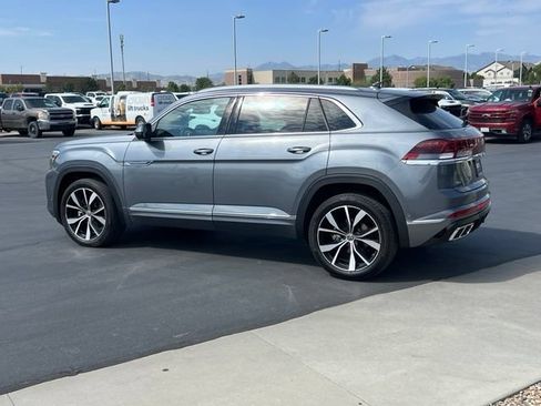 Used 2025 Volkswagen Atlas Cross Sport SEL Premium R-Line AWD/4WD image 2