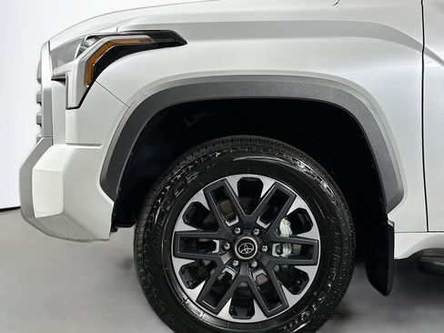 Used 2024 Toyota Tundra Limited w/ Power Package AWD/4WD image 12
