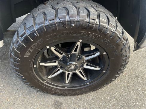 Used 2017 RAM 3500 Laramie Longhorn w/ Convenience Group image 18