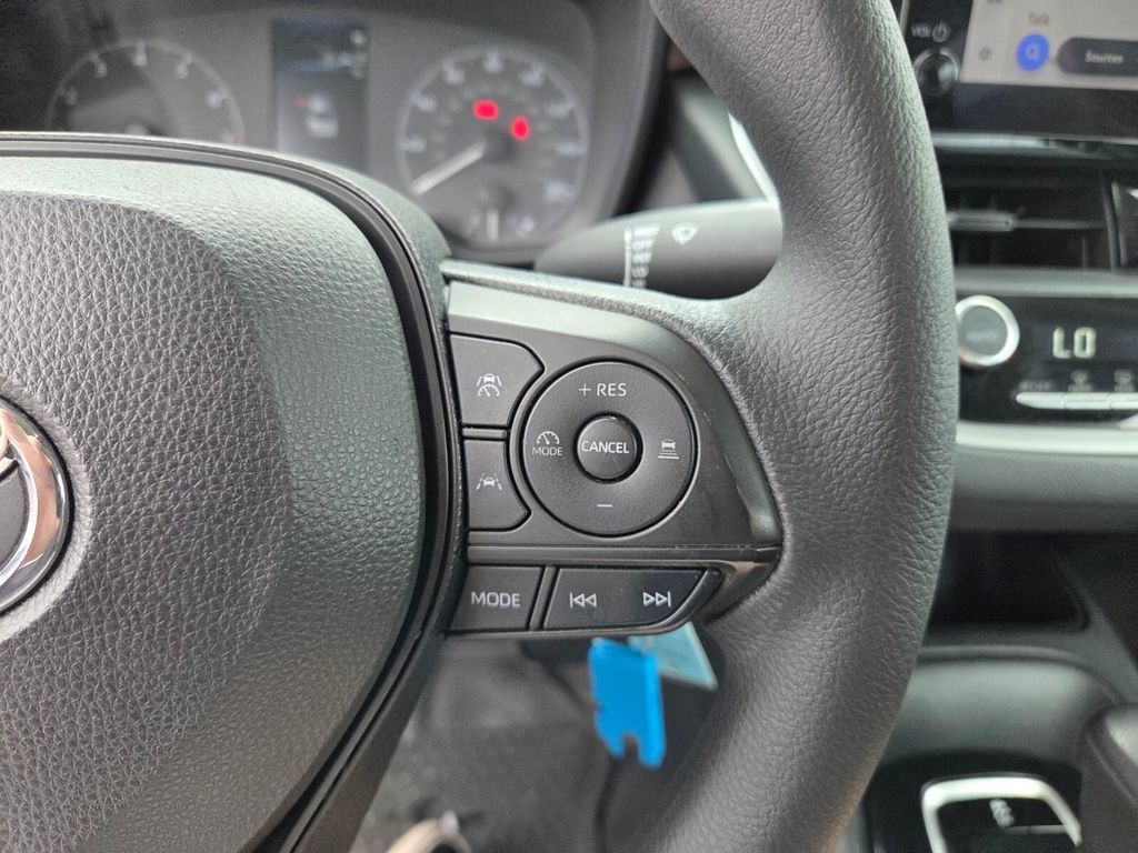 Used 2023 Toyota Corolla LE FWD image 30