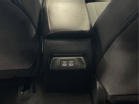 Used 2023 Toyota Corolla SE image 17