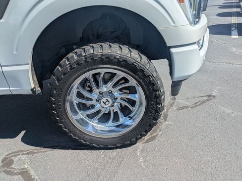 Used 2023 Ford F150 Lariat w/ Equipment Group 502A High AWD/4WD image 11