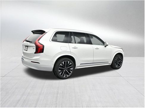 New 2026 Volvo XC90 T8 Ultra w/ Protection Package Premier AWD/4WD image 5