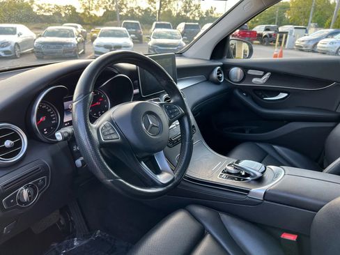 Used 2016 Mercedes-Benz GLC 300 4MATIC w/ Multimedia Package image 10
