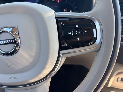 Used 2024 Volvo XC90 B6 Plus w/ Protection Package Premier image 24