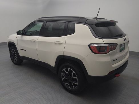 Used 2019 Jeep Compass Trailhawk w/ Cold Weather Group AWD/4WD image 3
