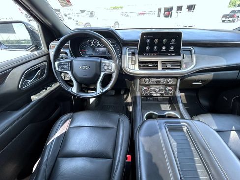 Certified 2021 Chevrolet Suburban Z71 w/ Rear Media and Nav Package AWD/4WD image 14