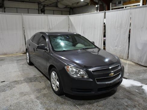 Used 2011 Chevrolet Malibu LS w/ LPO, Convenience Package image 3