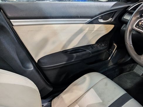 Used 2016 Honda Civic EX image 29