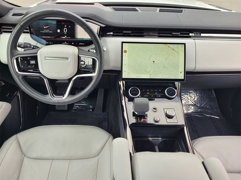 Used 2023 Land Rover Range Rover Sport SE image 15