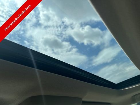 Used 2024 Toyota 4Runner SR5 Premium w/ Moonroof Package AWD/4WD image 9