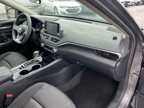 Used 2021 Nissan Altima 2.5 SV image 15