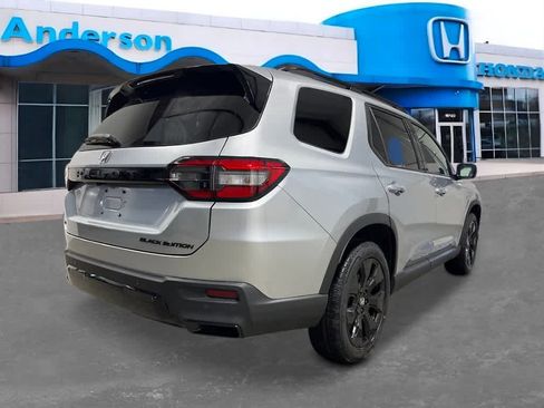 New 2026 Honda Pilot Black Edition image 5