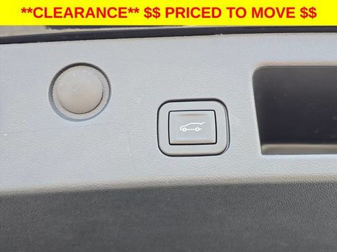 Certified 2025 Chevrolet Equinox LT w/ Convenience Package II FWD image 30