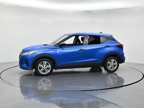 Used 2024 Nissan Kicks S FWD image 6