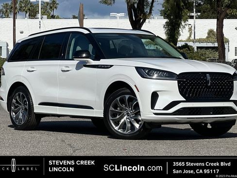 New 2026 Lincoln Aviator AWD image 1