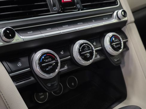 Used 2022 Genesis G70 3.3T w/ Sport Advanced Package AWD/4WD image 26