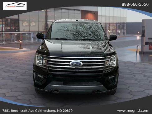 Used 2018 Ford Expedition XL w/ Fleet Convenience Package AWD/4WD image 2