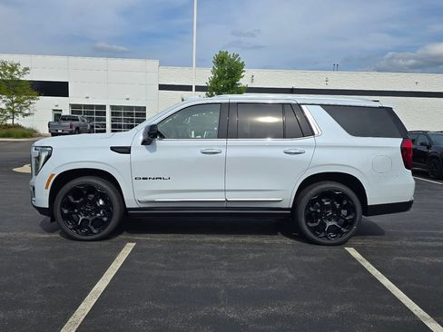 New 2026 GMC Yukon Denali w/ Denali Reserve Package AWD/4WD image 11