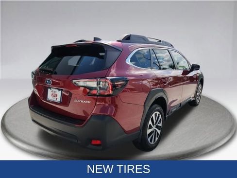 Certified 2025 Subaru Outback Premium image 11