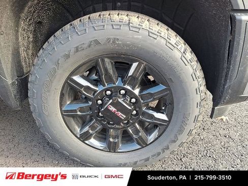 New 2026 GMC Sierra 2500 SLE w/ SLE Value Package; image 5