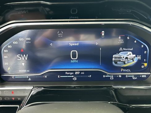 Used 2025 Chevrolet Silverado 2500 LTZ w/ LTZ Plus Package image 28