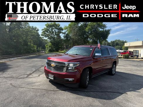 Used 2018 Chevrolet Suburban Premier AWD/4WD image 4
