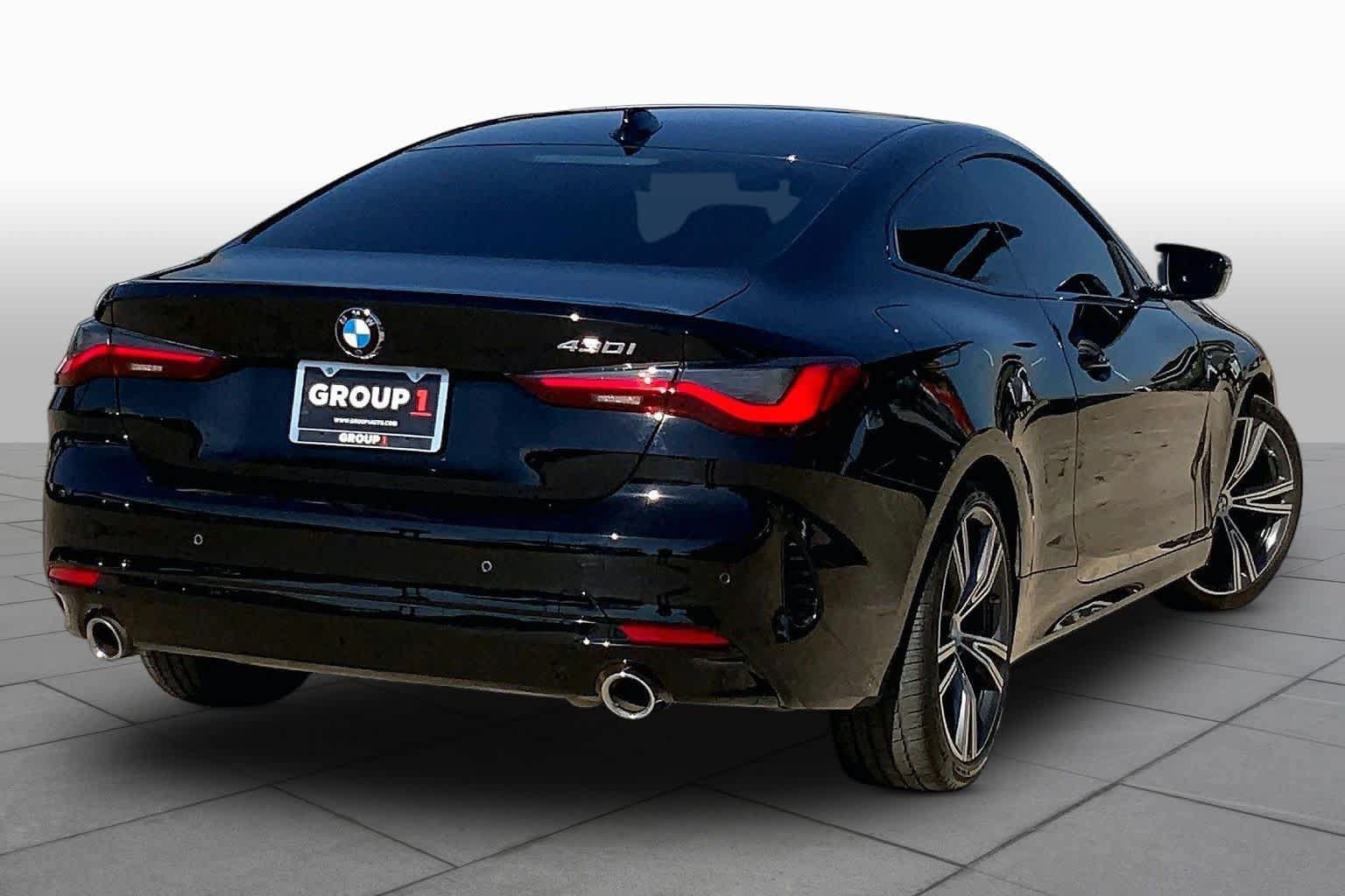 Used 2023 BMW 430i Coupe w/ Convenience Package RWD image 12