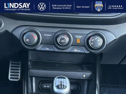 Used 2021 Kia Forte GT image 12