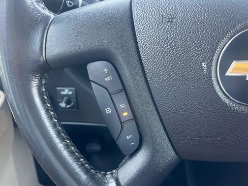 Used 2020 Chevrolet Express 2500 w/ Driver Convenience Package image 24