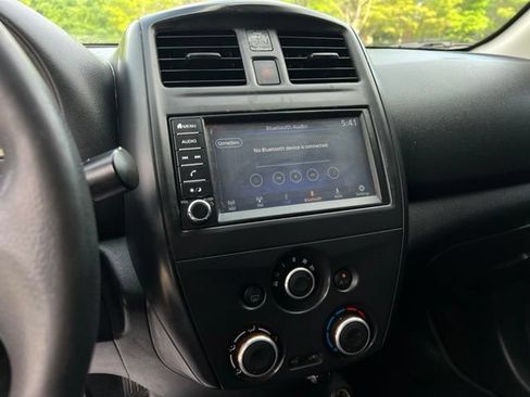 Used 2019 Nissan Versa S FWD image 32