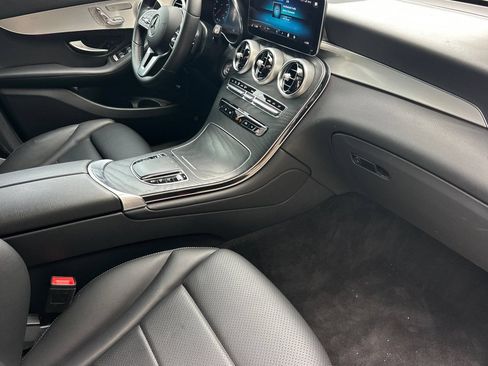 Used 2022 Mercedes-Benz GLC 300 image 15