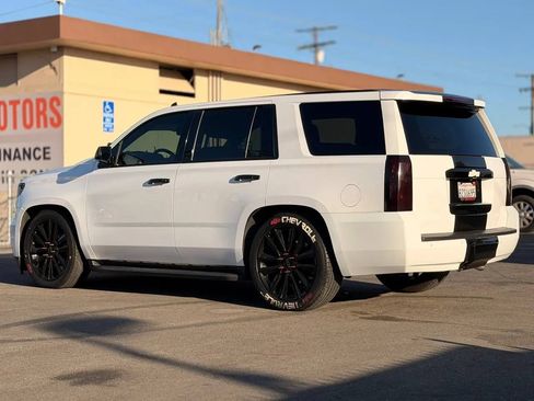 Used 2018 Chevrolet Tahoe 4WD image 11