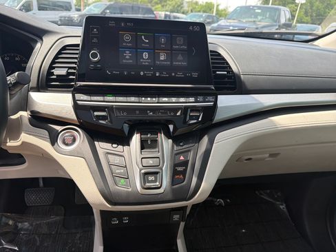 Used 2025 Honda Odyssey EX-L image 19