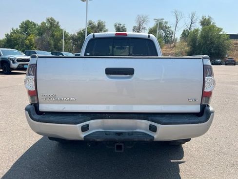 Used 2013 Toyota Tacoma 4x4 Access Cab V6 w/ TRD Sport Pkg image 4
