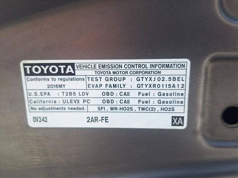 Used 2016 Toyota Camry SE w/ Moonroof Package FWD image 20