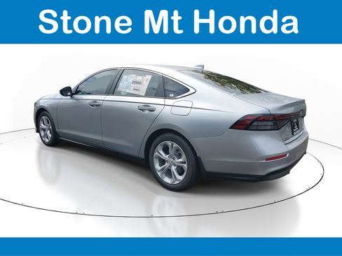 New 2025 Honda Accord LX image 4