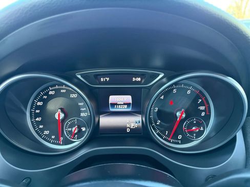 Used 2018 Mercedes-Benz CLA 250 4MATIC image 20