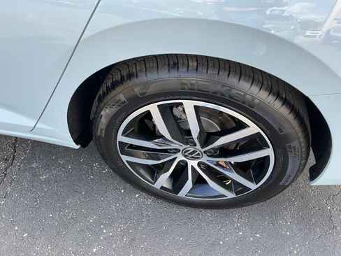 New 2026 Volkswagen Jetta SE FWD image 22