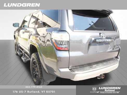 Used 2021 Toyota 4Runner TRD Off-Road Premium w/ Moonroof Package AWD/4WD image 28