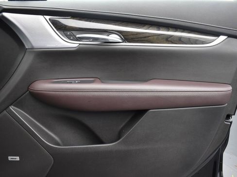 Used 2022 Cadillac XT6 Premium Luxury w/ Technology Package image 35