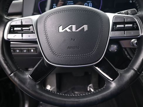 Used 2024 Kia Telluride EX image 33