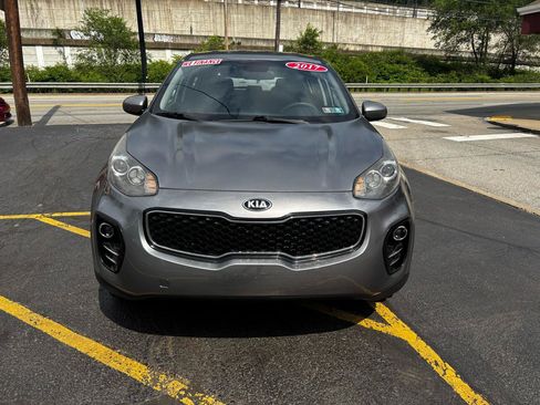 Used 2017 Kia Sportage LX AWD/4WD image 2