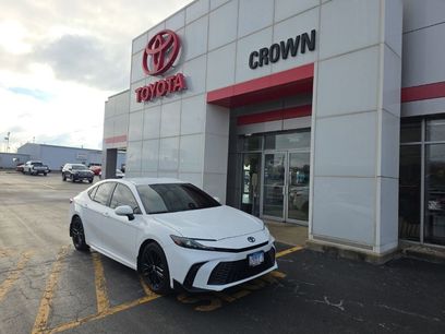 Used 2025 Toyota Camry SE