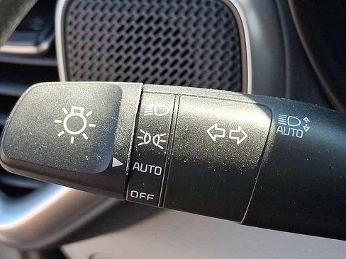 Used 2025 Kia Soul LX FWD image 25