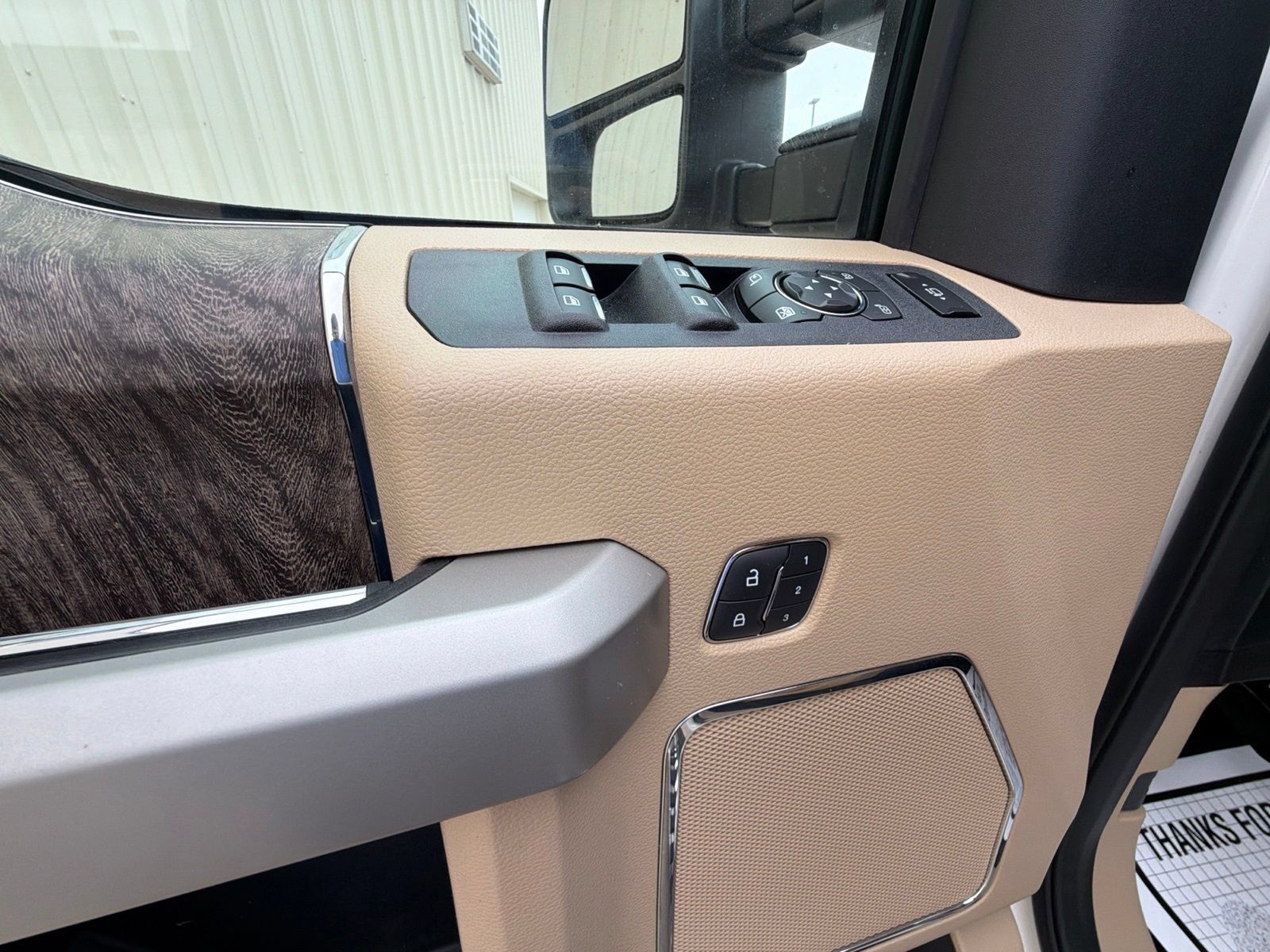 Used 2019 Ford F350 Lariat w/ Lariat Ultimate Package AWD/4WD image 13