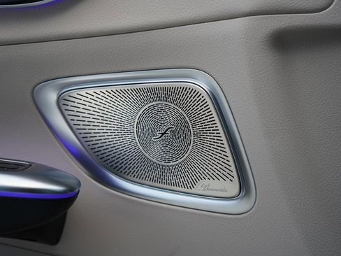 Used 2025 Mercedes-Benz C 300 C 300 image 17