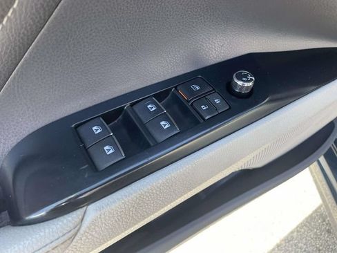 Used 2018 Toyota Camry XSE w/ Audio Package FWD image 18